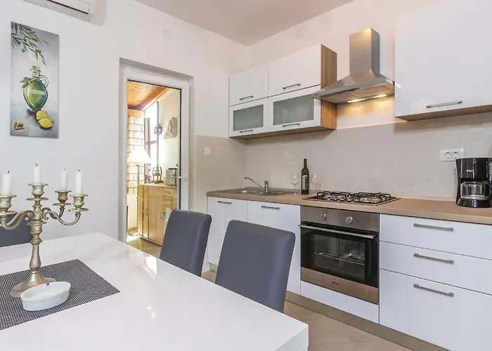 Elida By Guide Villa *