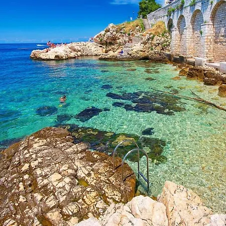 Elida By Guide Rovinj